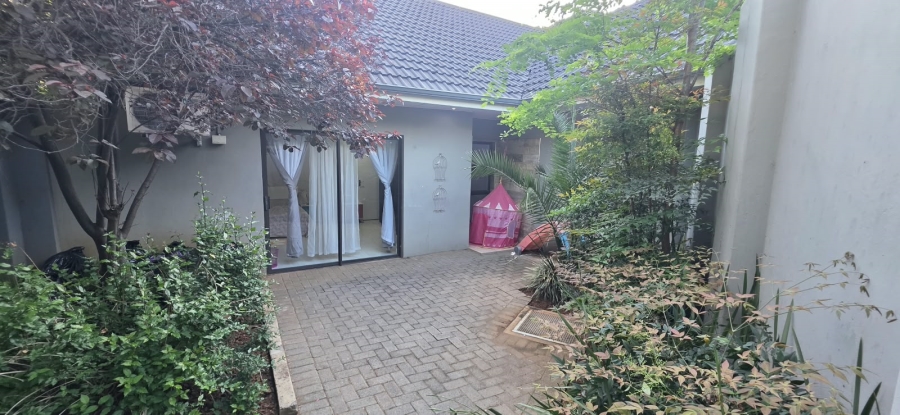 6 Bedroom Property for Sale in Parys Free State